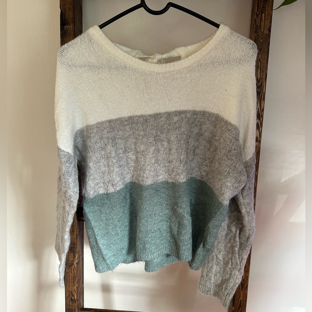 Twine and String Color block Sweater - Size Large.